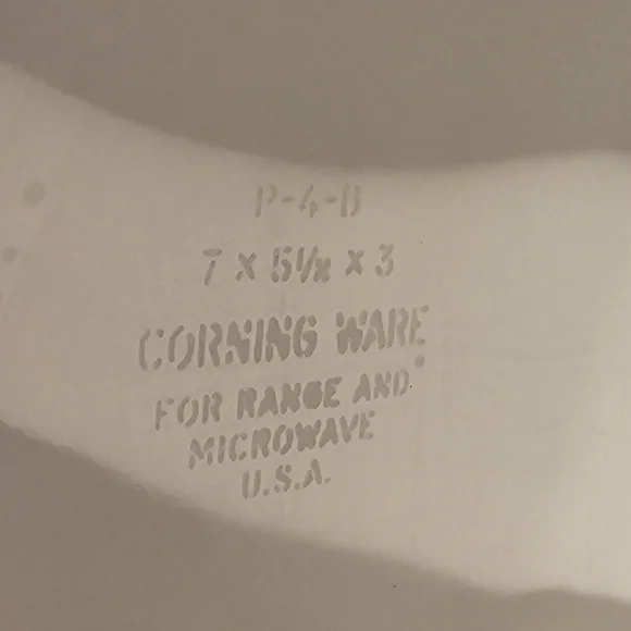 Vintage CorningWare P-4-B casserole dish 60s/70s EXCELLENT Condition - Picture 8 of 8